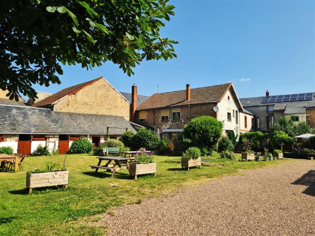 Ambiance Morvan Ouroux-en-Morvan ภายนอก รูปภาพ